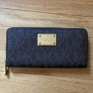 MICHAEL KORS Brown/Gold Zip around wallet